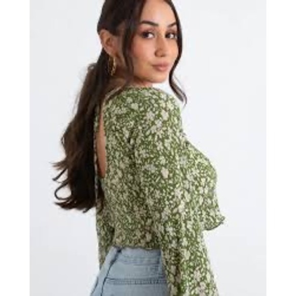 Le Lis Green‎ Floral Open Back Cropped Long Sleeve Top S - Picture 2 of 4